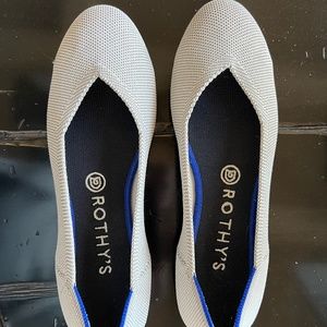 Rothy’s size 8 grey slip on shoes